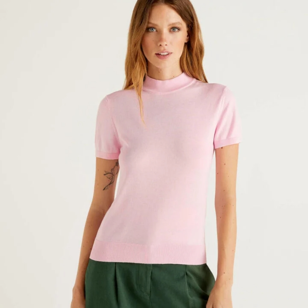 United Colors of Benetton s/s PINK sweater, sz Med